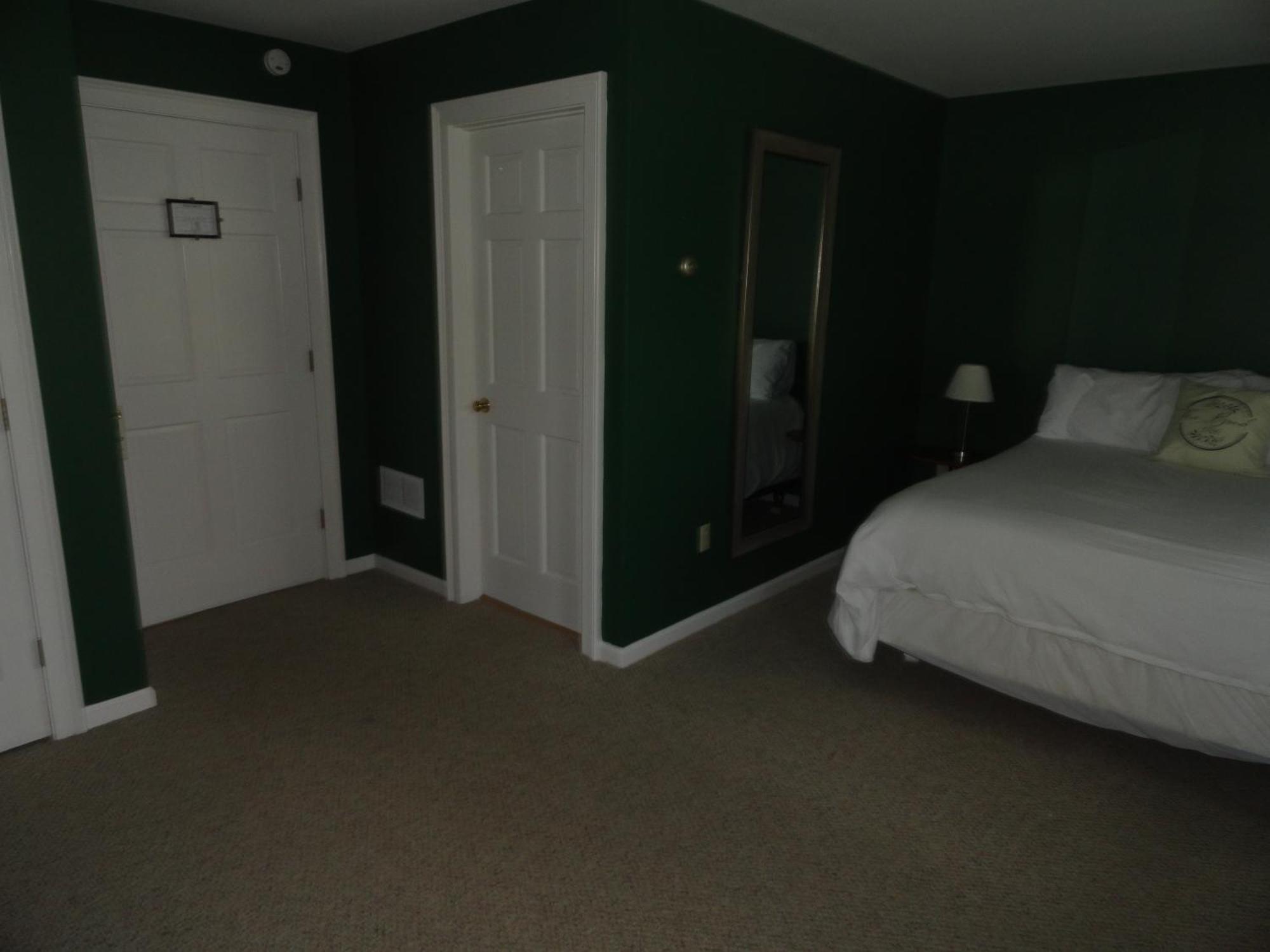The Bond 1786 Inn (Adults Only) Warrensburg Pokoj fotografie